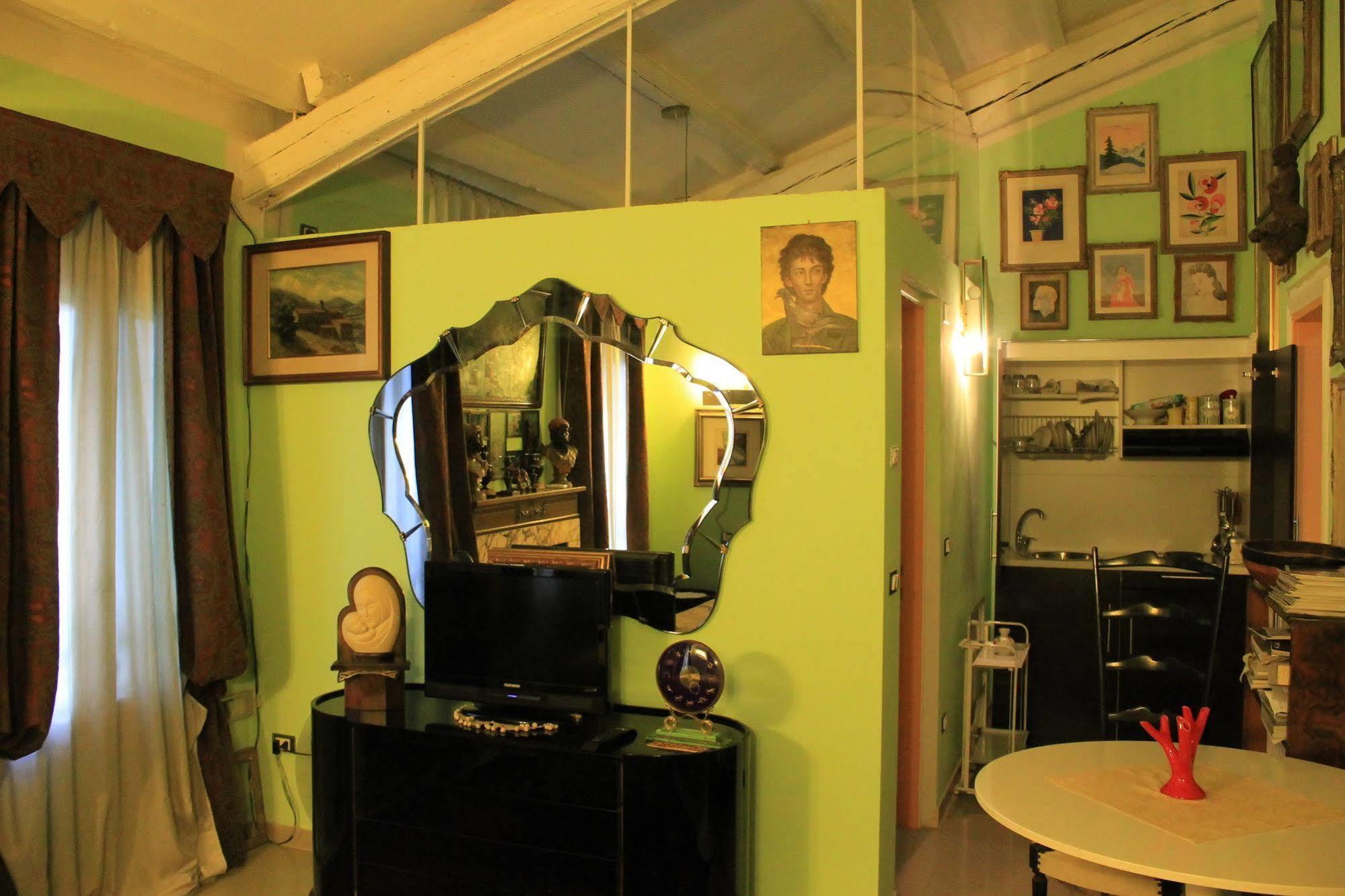 Leonati Bed & Breakfast *